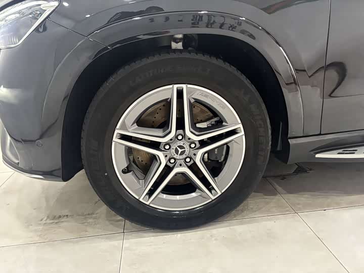 Фото 32 - Mercedes-Benz GLE-Class