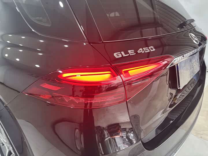 Фото 8 - Mercedes-Benz GLE-Class