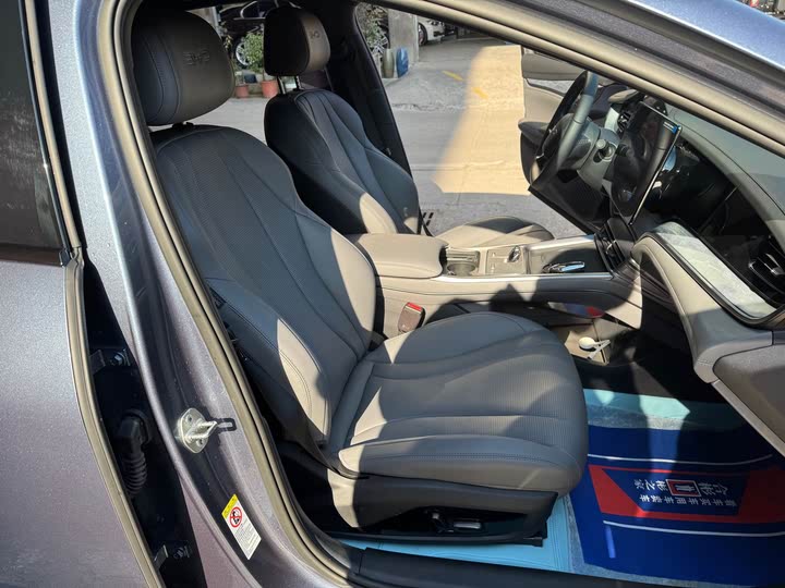 Фото 18 - BYD Seal