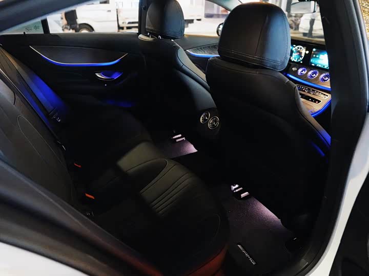 Фото 14 - Mercedes-Benz CLS-Class