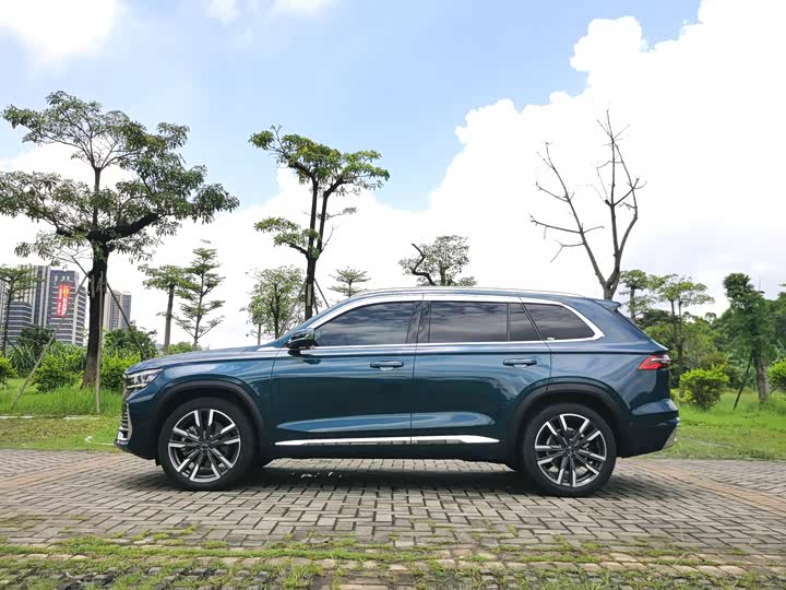 Фото 4 - Geely Monjaro