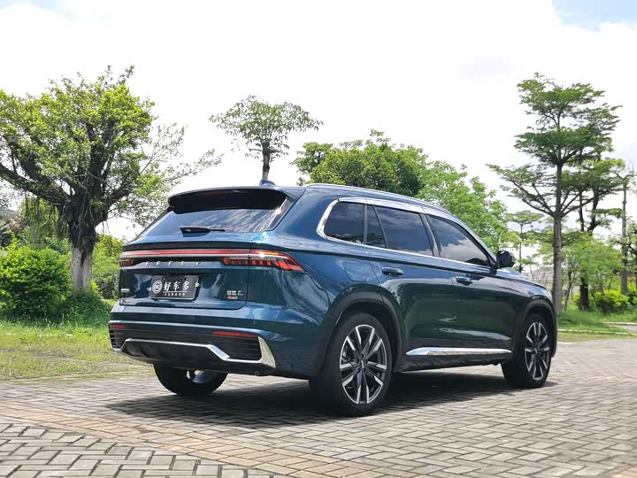 Фото 5 - Geely Monjaro