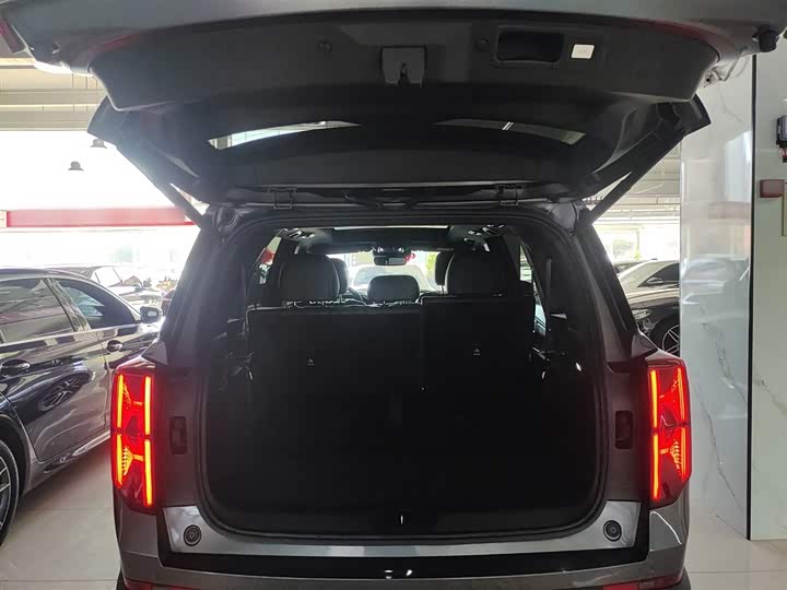 Фото 19 - GAC Trumpchi GS8