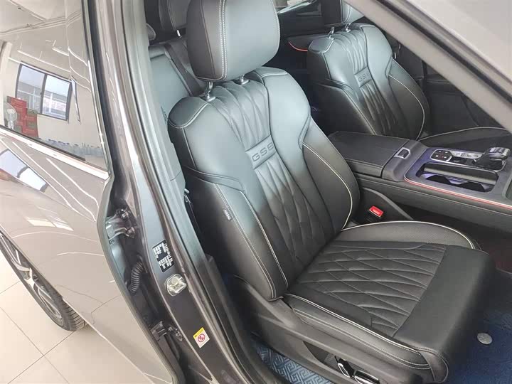 Фото 25 - GAC Trumpchi GS8