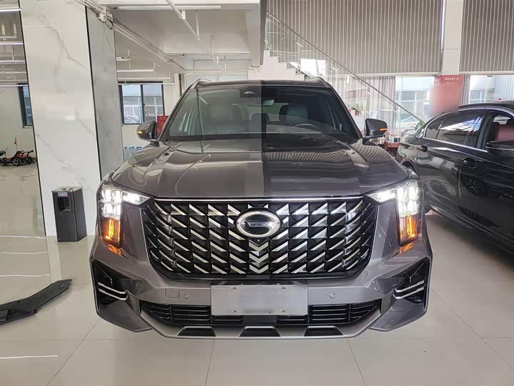 Фото 3 - GAC Trumpchi GS8