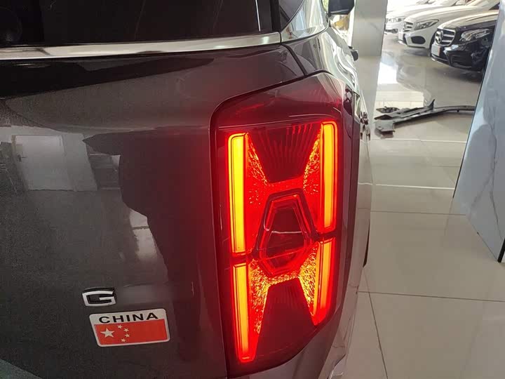 Фото 8 - GAC Trumpchi GS8