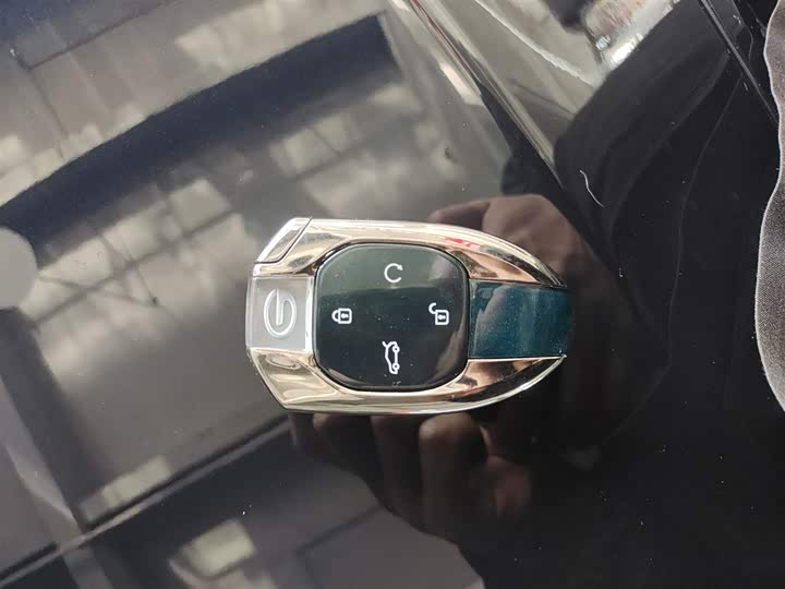 Фото 9 - GAC Trumpchi GS8