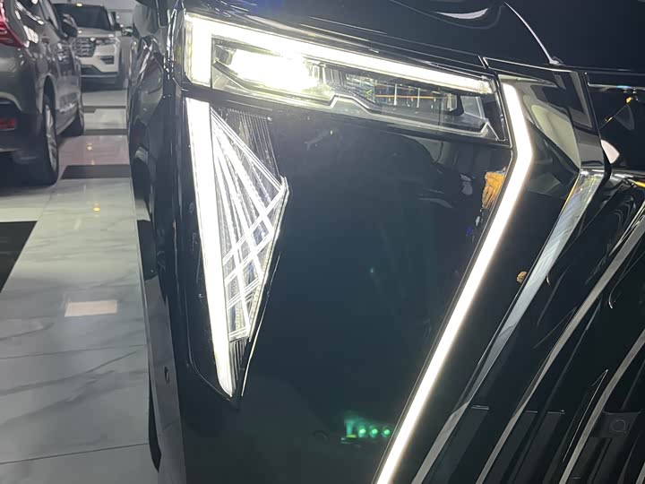 Фото 14 - GAC Trumpchi M8