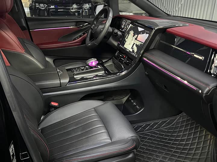 Фото 19 - GAC Trumpchi M8