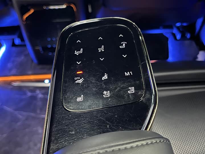 Фото 36 - GAC Trumpchi M8