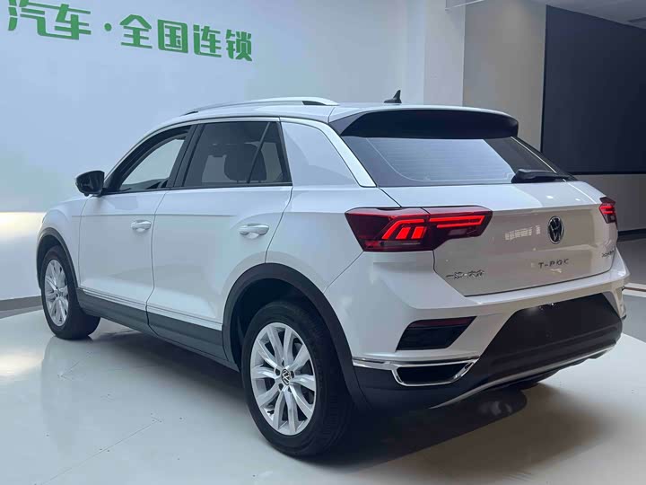 Фото 4 - Volkswagen T-Roc