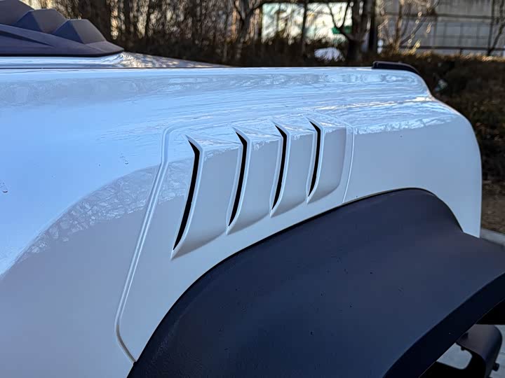 Фото 42 - Ford Bronco