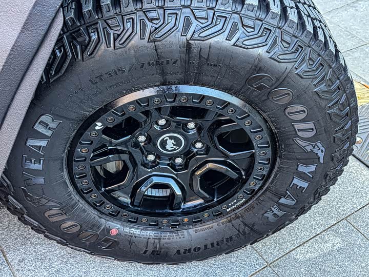 Фото 7 - Ford Bronco