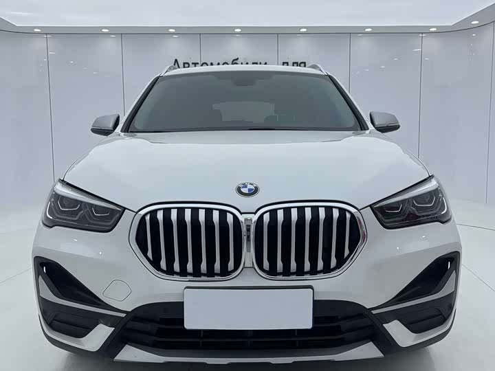 Фото 2 - BMW X1
