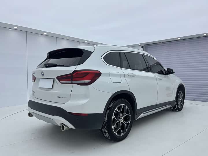 Фото 4 - BMW X1