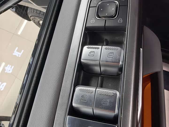 Фото 12 - BAIC Beijing BJ40 Hybrid