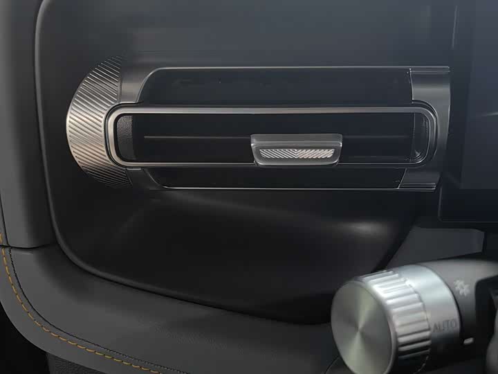 Фото 16 - BAIC Beijing BJ40 Hybrid