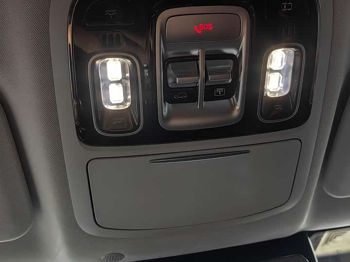 Фото 21 - BAIC Beijing BJ40 Hybrid