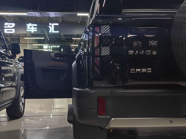 Фото 28 - BAIC Beijing BJ40 Hybrid