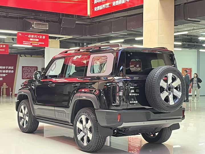 Фото 7 - BAIC Beijing BJ40 Hybrid