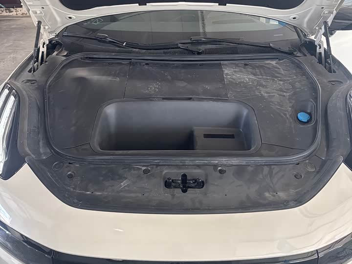 Фото 13 - Zeekr 001