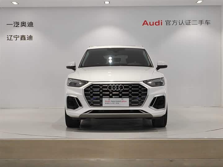Фото 2 - Audi Q5L