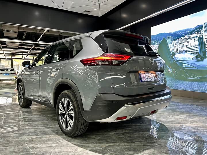 Фото 7 - Nissan X-Trail