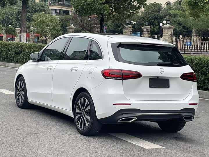 Фото 15 - Mercedes-Benz B-Class