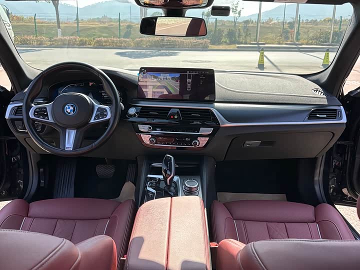 Фото 16 - BMW 5 Series Hybrid