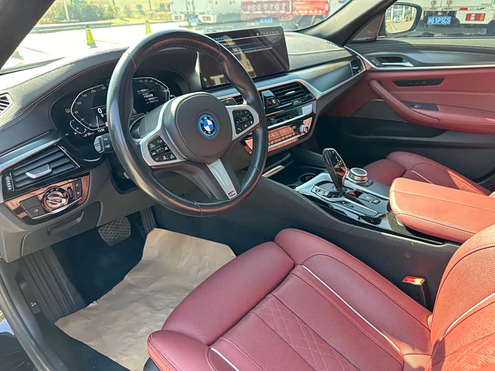 Фото 6 - BMW 5 Series Hybrid