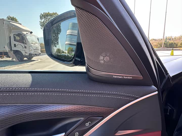 Фото 8 - BMW 5 Series Hybrid