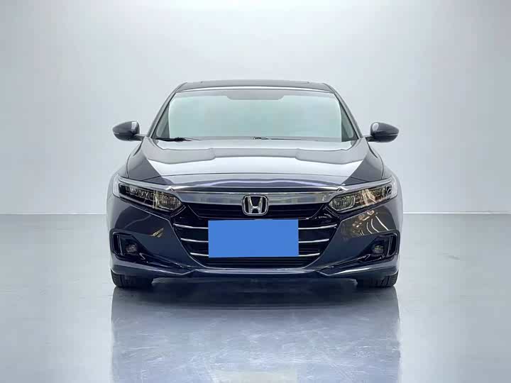 Фото 2 - Honda Accord