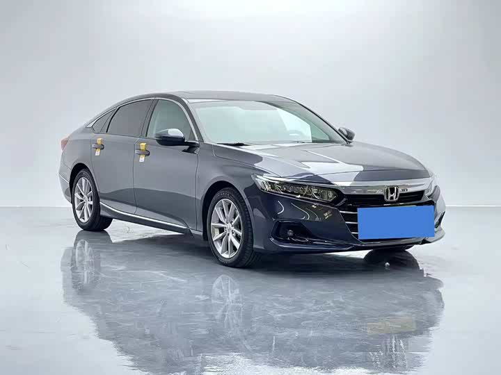 Фото 3 - Honda Accord