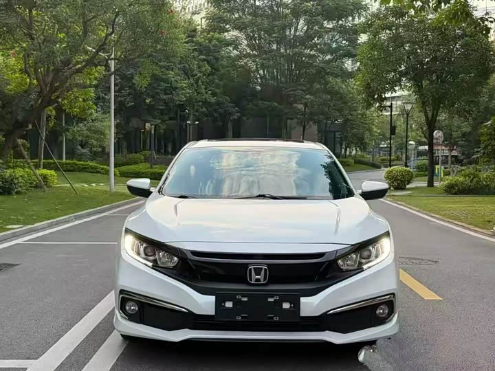 Фото 2 - Honda Civic