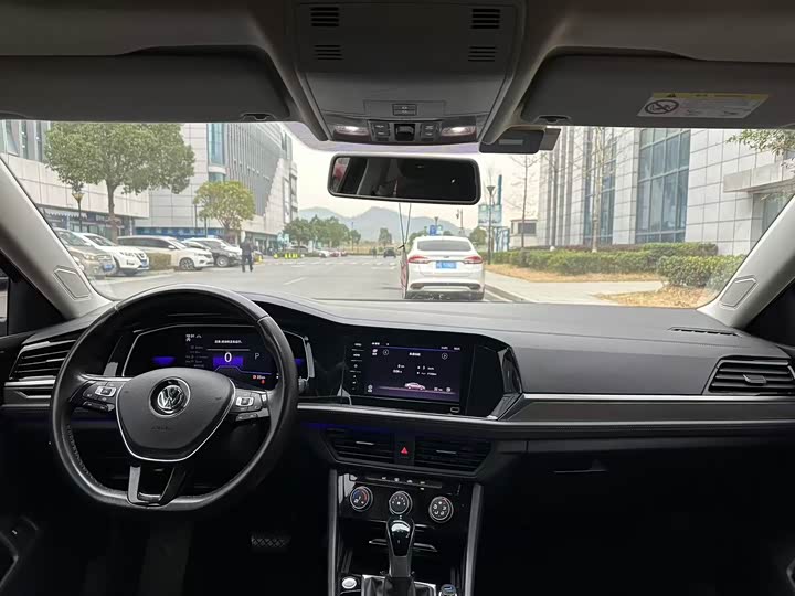 Фото 5 - Volkswagen Sagitar L