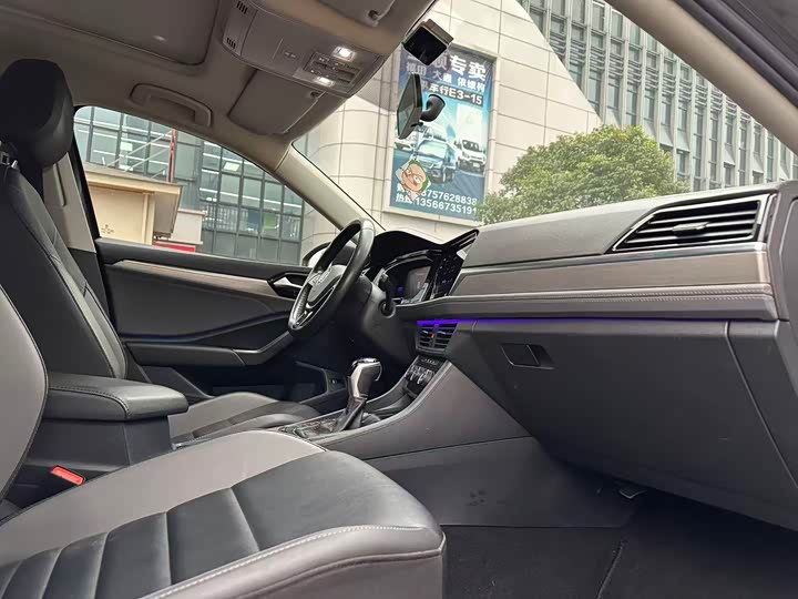 Фото 7 - Volkswagen Sagitar L