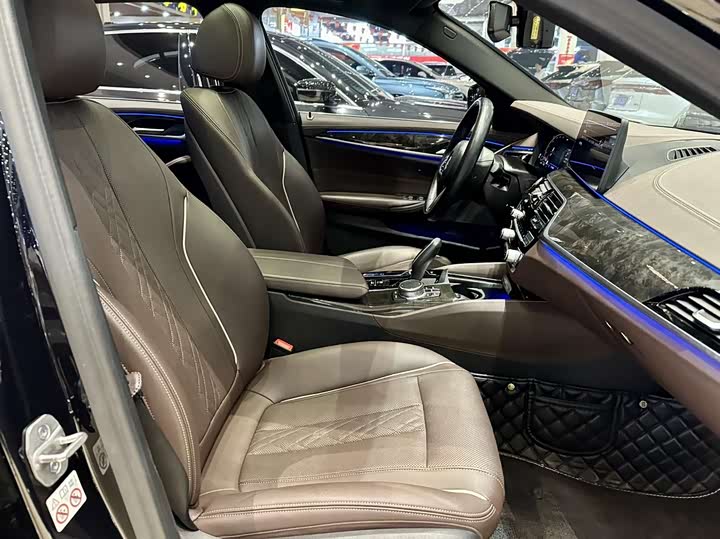 Фото 7 - BMW 5 Series