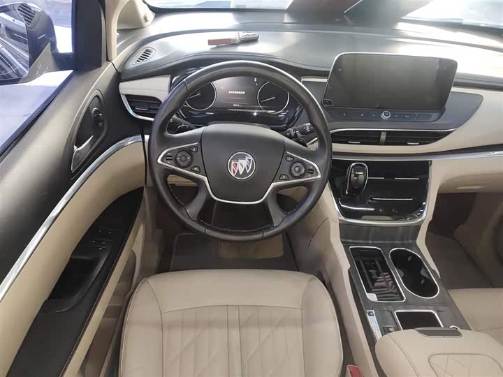 Фото 17 - Buick GL8 ES