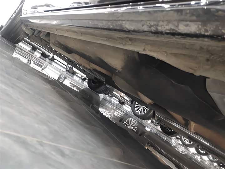 Фото 2 - Buick GL8 ES