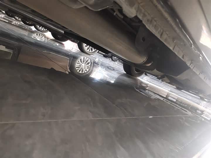 Фото 4 - Buick GL8 ES