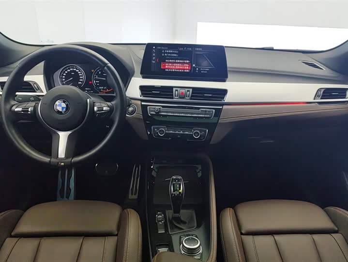 Фото 12 - BMW X2