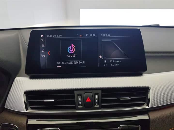 Фото 13 - BMW X2