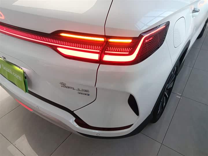 Фото 8 - BYD Song Plus Hybrid/EV