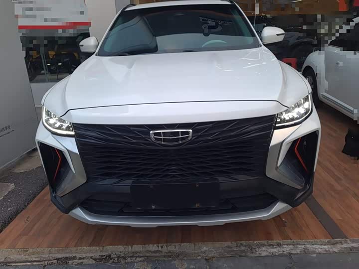 Фото 3 - Geely Atlas