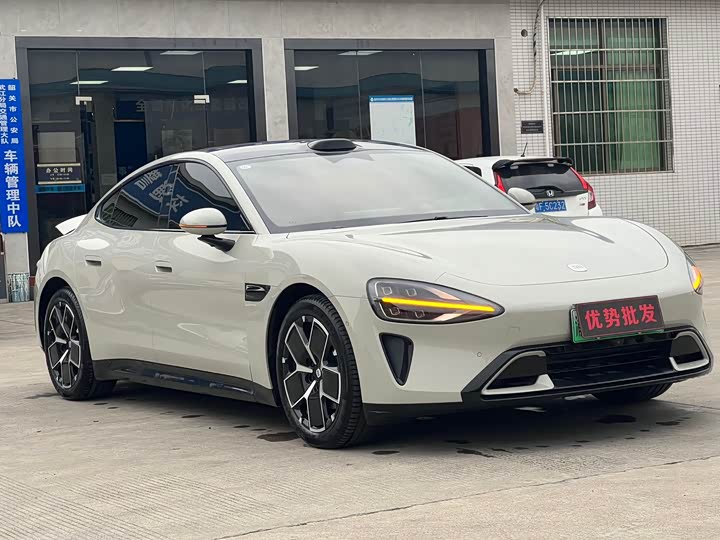 Фото 1 - Xiaomi SU7