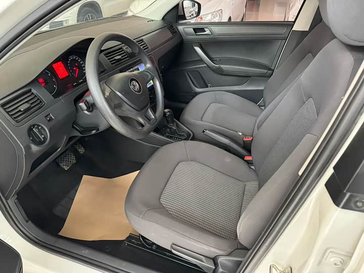 Фото 7 - Volkswagen Santana