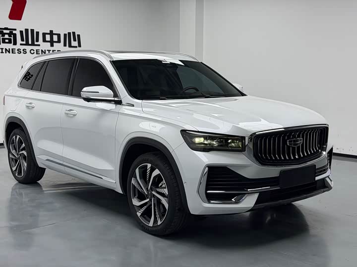 Фото 3 - Geely Monjaro