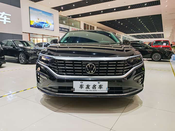 Фото 3 - Volkswagen Passat