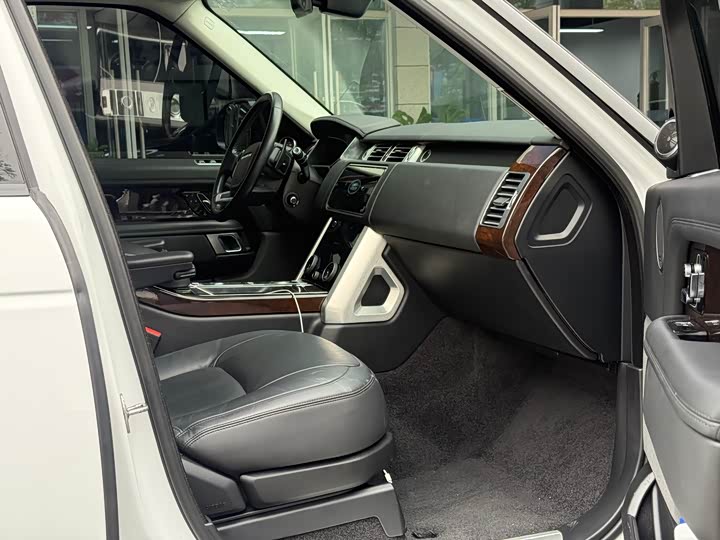 Фото 13 - Land Rover Range Rover