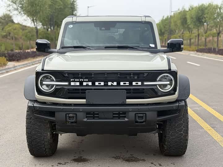 Фото 3 - Ford Bronco